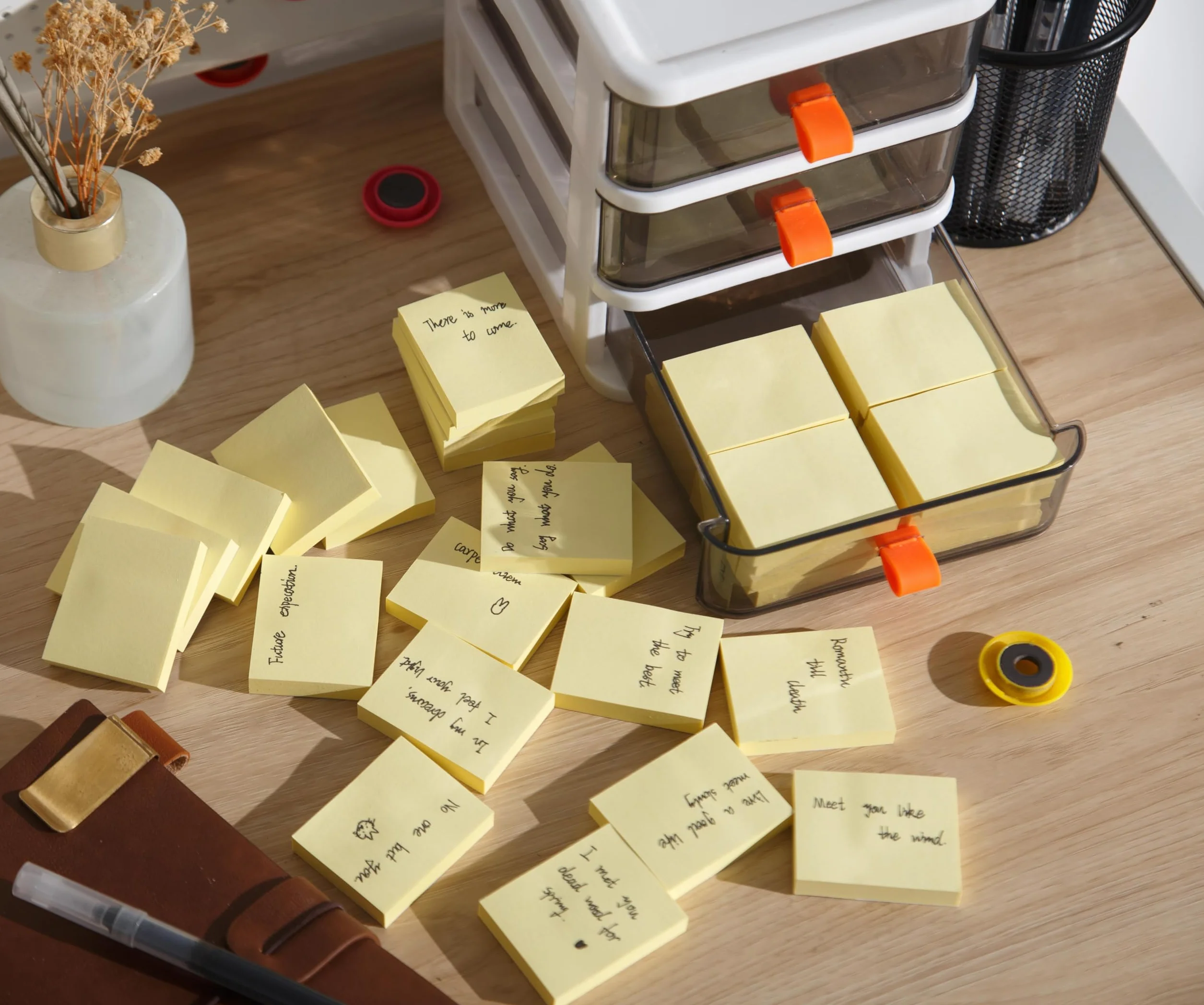 Lot de 36 mini blocs de notes adhésives 3,8 x 5,1 cm, 80 feuilles/bloc, jaune basique