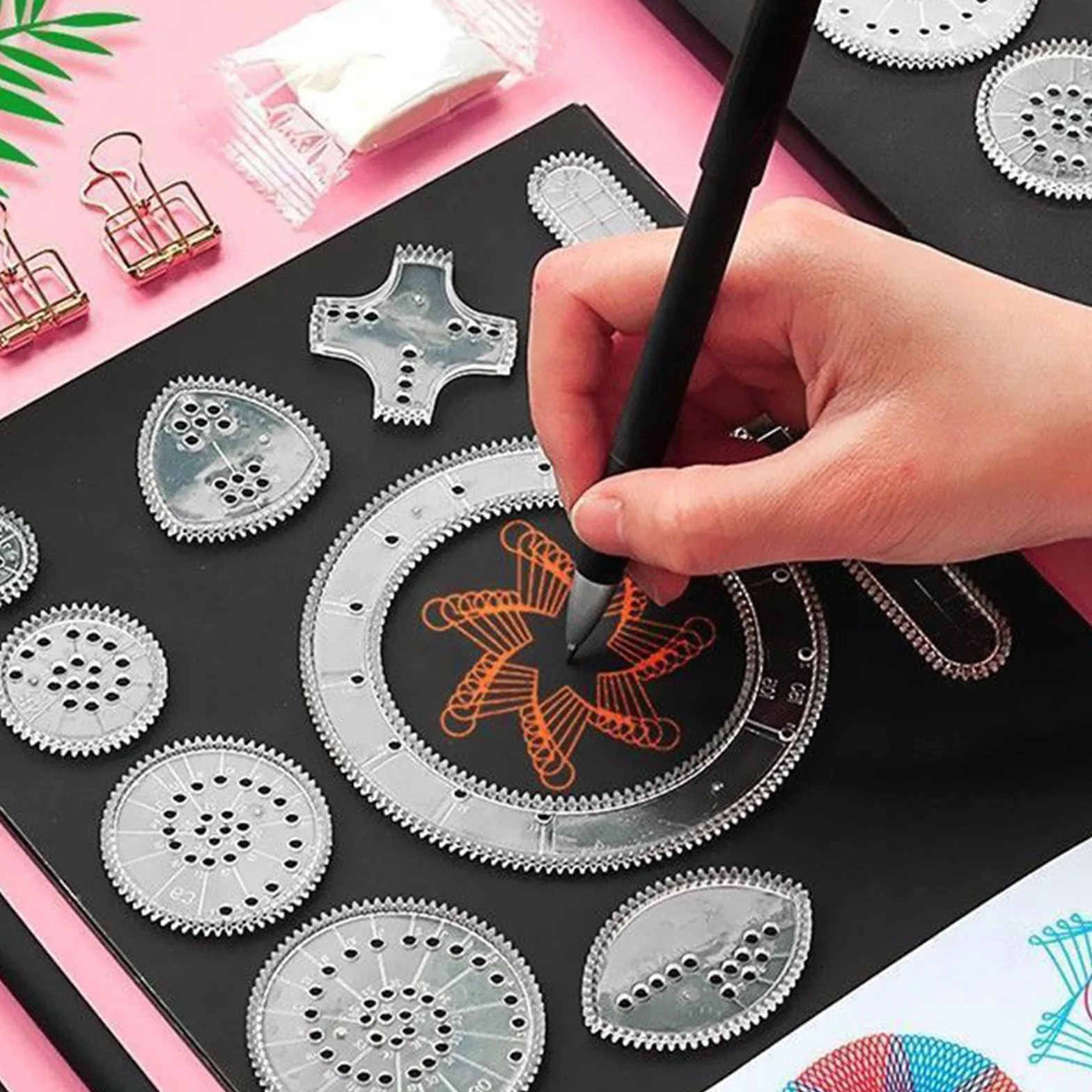 Wafuesh Deluxe Ensemble De Dessin Spirale 26 Pièces Pochoirs Créatifs Multifonctionnels