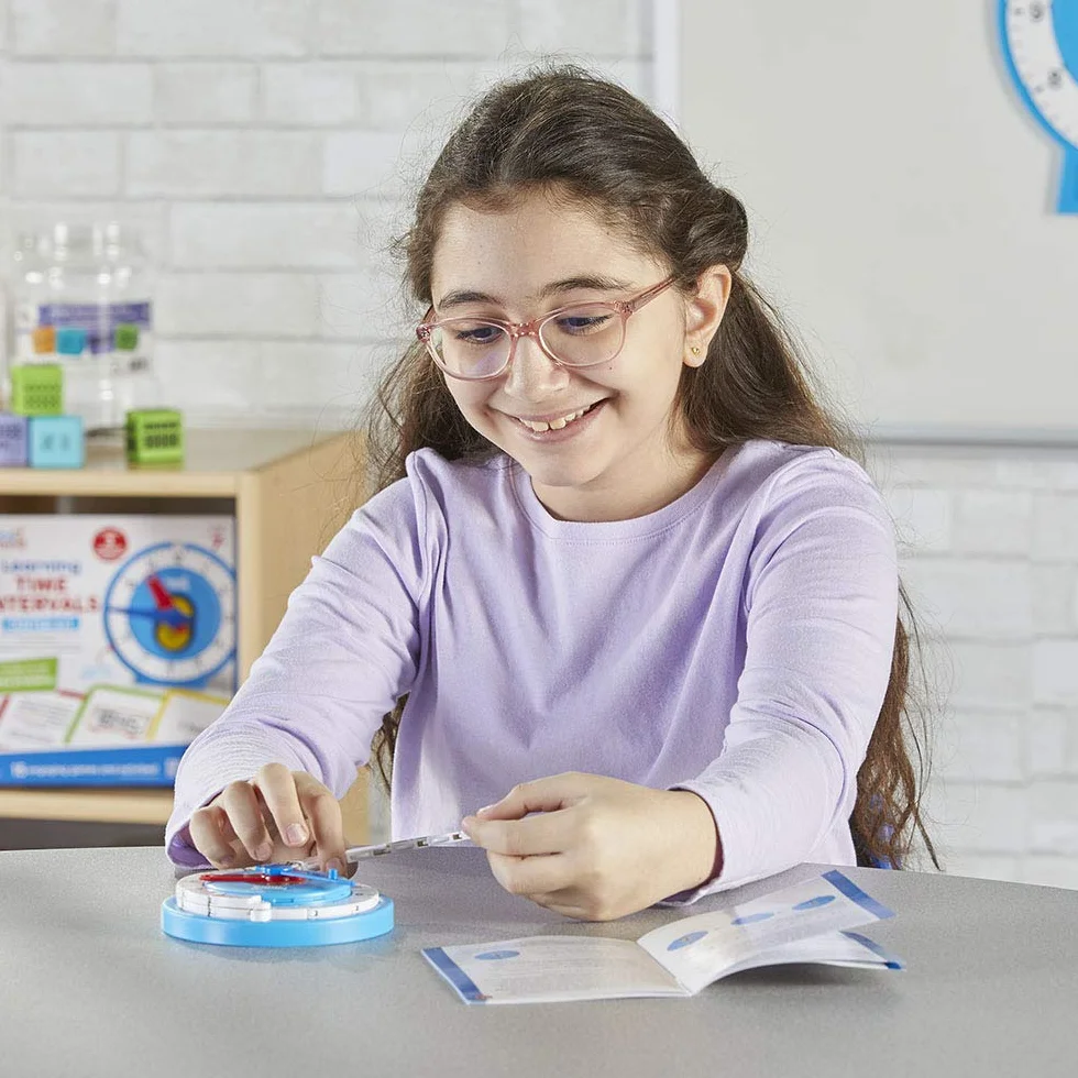 Horloge d'apprentissage Learning Resources avec ligne numérotée pour enfants, matériel éducatif mathématique