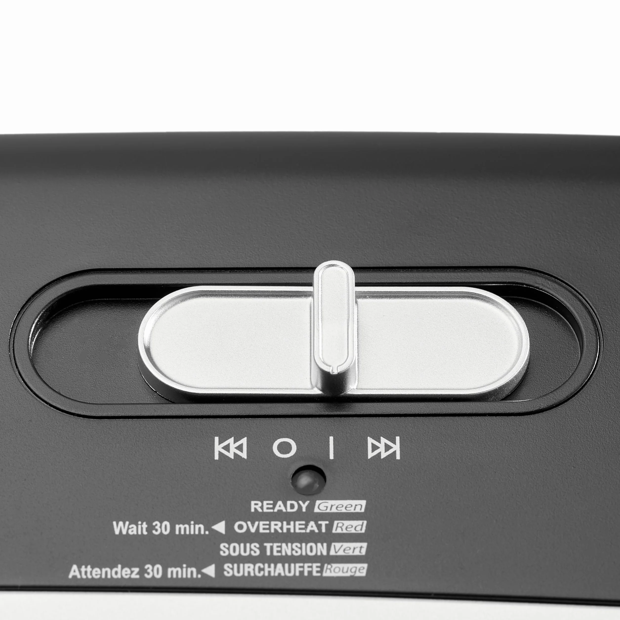 Amazon Basics Destructeur de Documents Cartes de crédit 5-6 Feuilles coupe croisée Noir