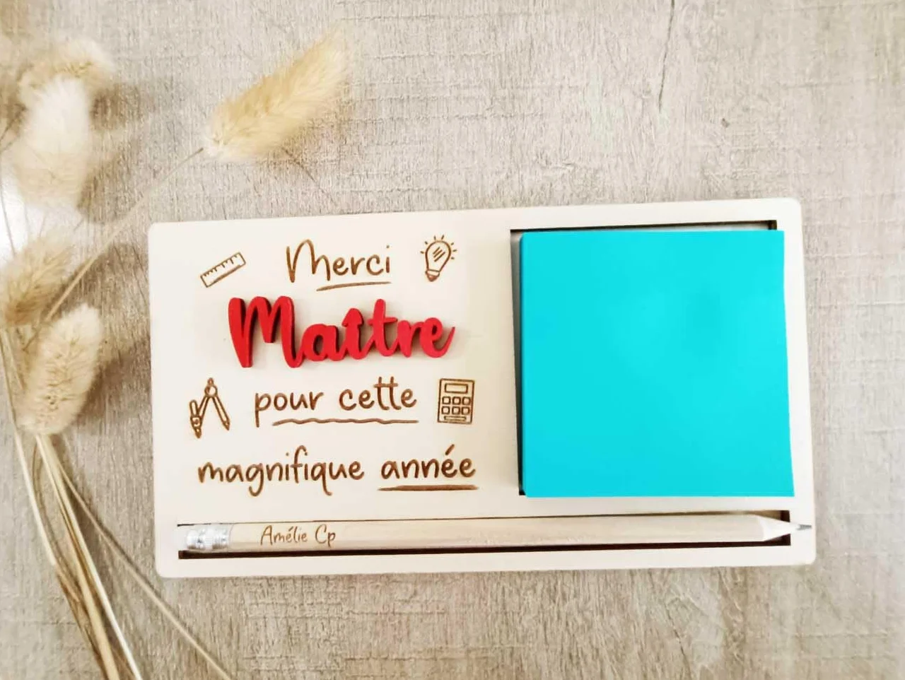 Support à bloc repositionnables en bois gravé Maîtresse ATSEM Maître Nounou cadeau personnalisé