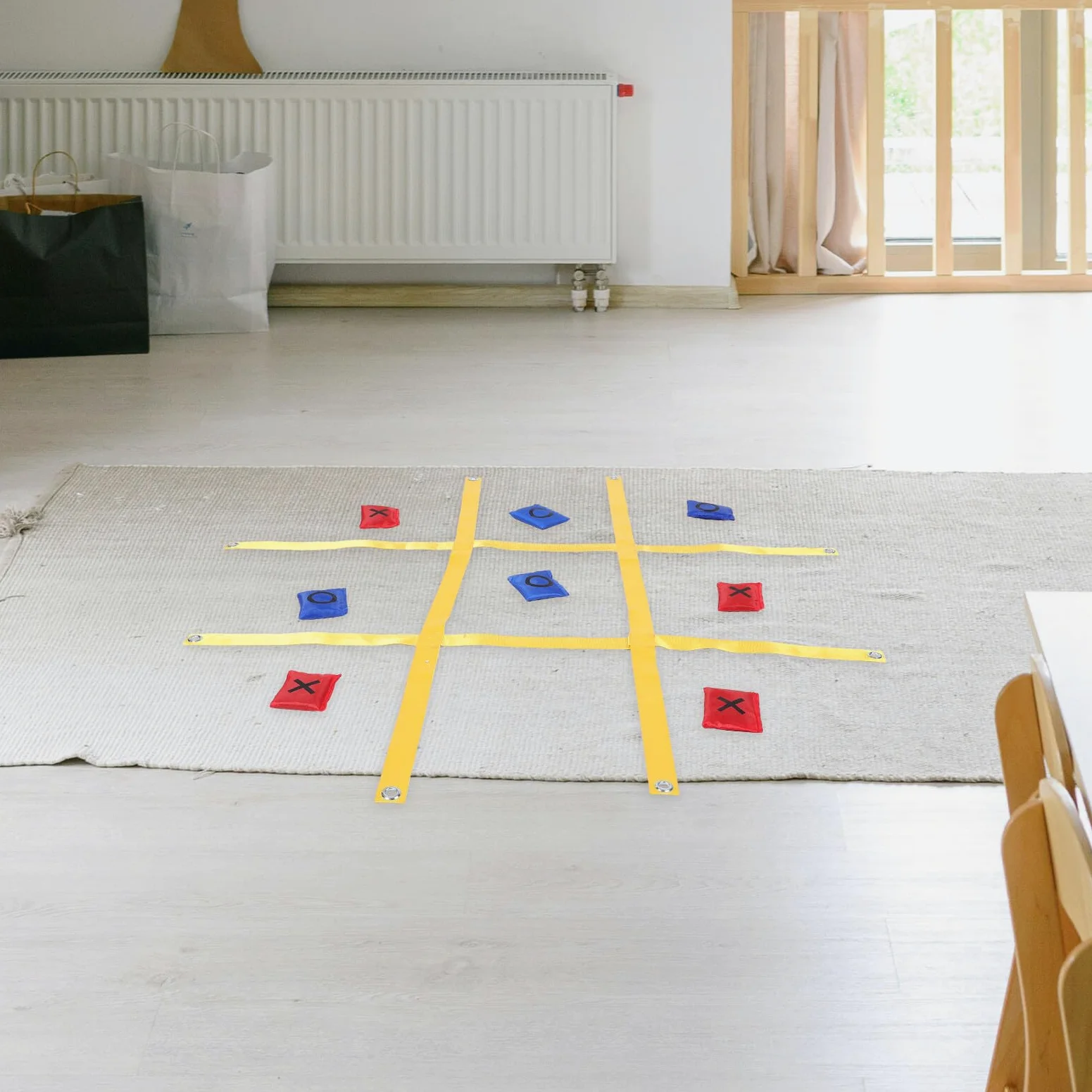 Jeu de Morpion Géant pour Terrasse et Jardin avec Sangle Jeu Extérieur Facile à Installer Ranger Divertissement pour Garçon Fille et Famille