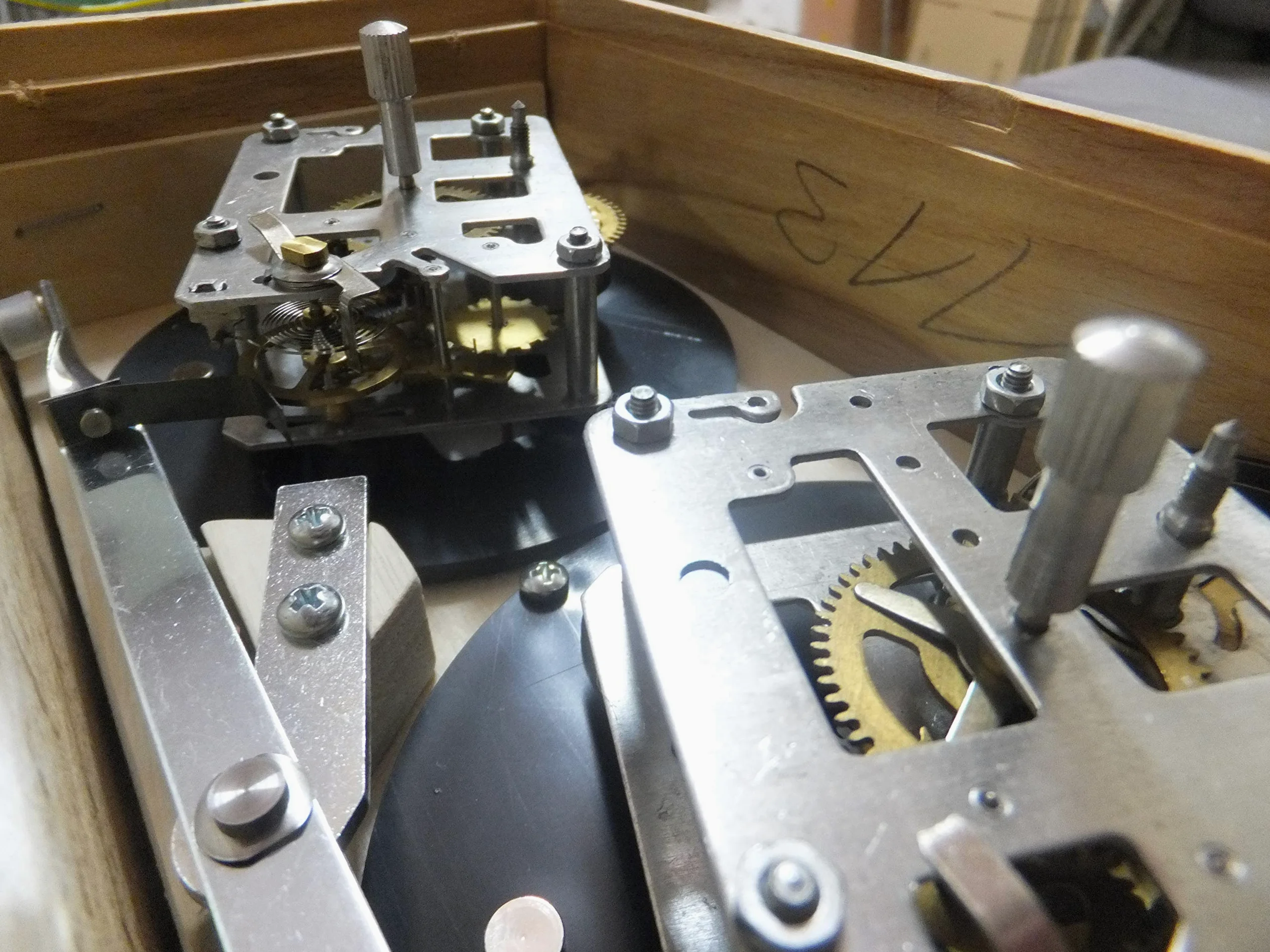 Garde Classique - pendules d'échecs mécanique en Bois, Couleur Bois