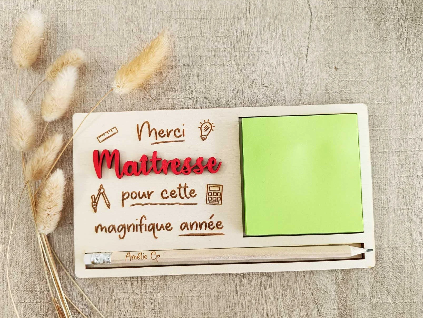 Support à bloc repositionnables en bois gravé Maîtresse ATSEM Maître Nounou cadeau personnalisé