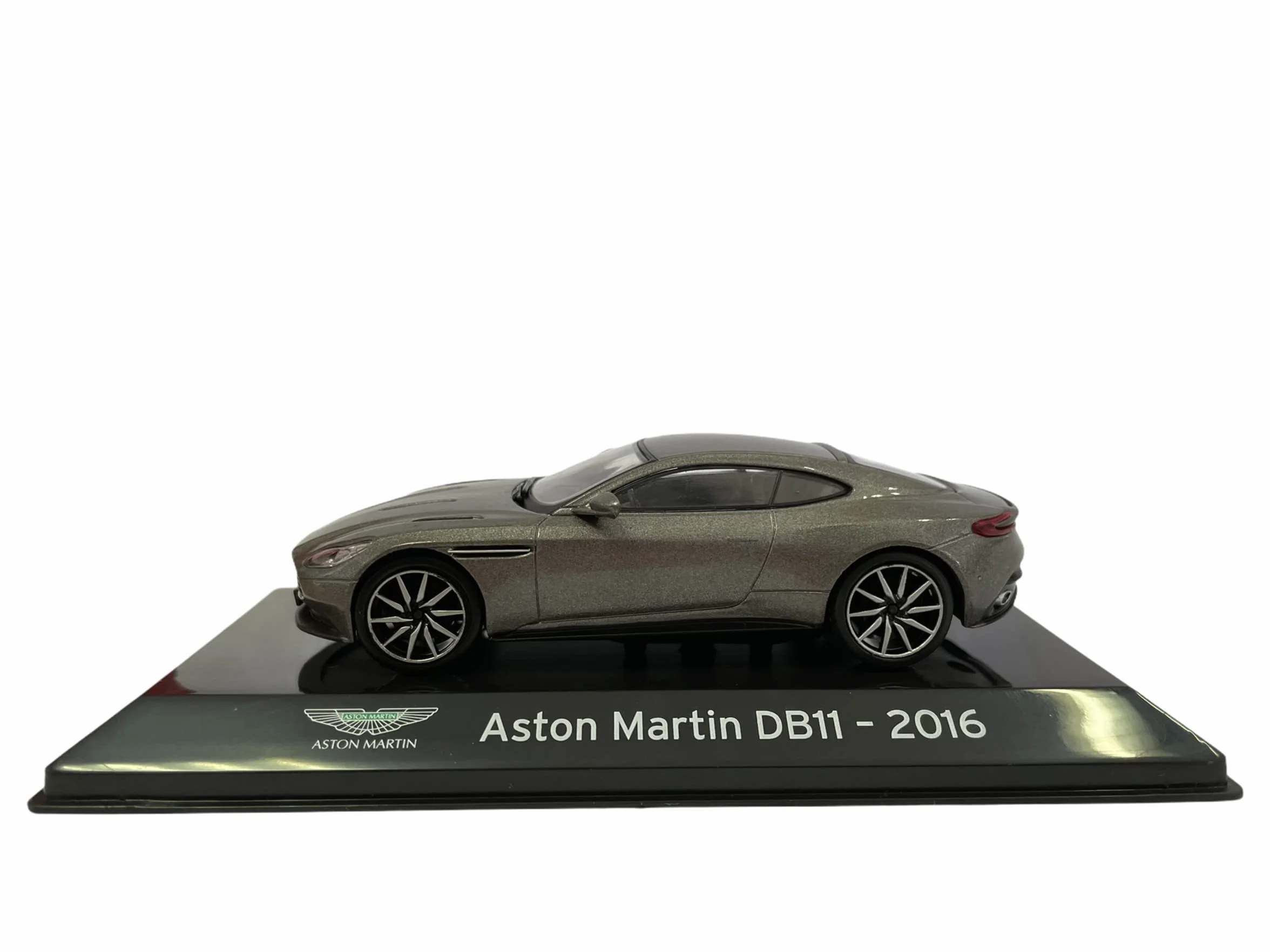 OPO 10 Voiture 1/43 Aston Martin DB11 2016 SC4 UP006