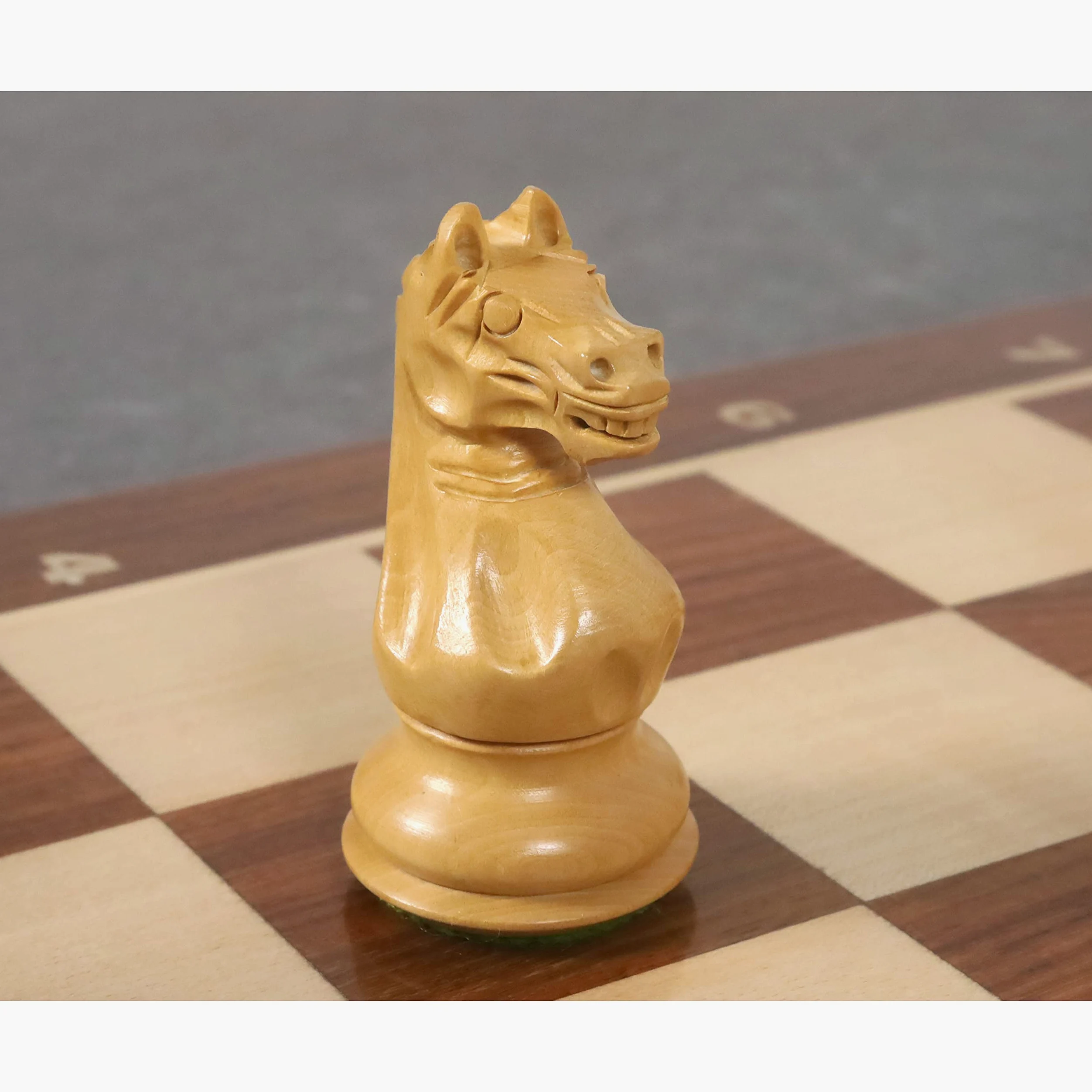 Royal Chess Mall Gambit Staunton Jeu d'échecs 9,53 cm – Palissandre doré lesté