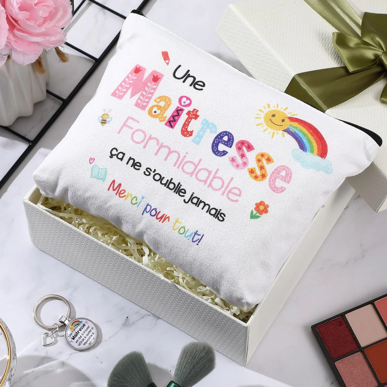 Xuniea Trousse à Maquillage Porte-Clés Gravé pour Professeur Cadeau Maitresse d'École